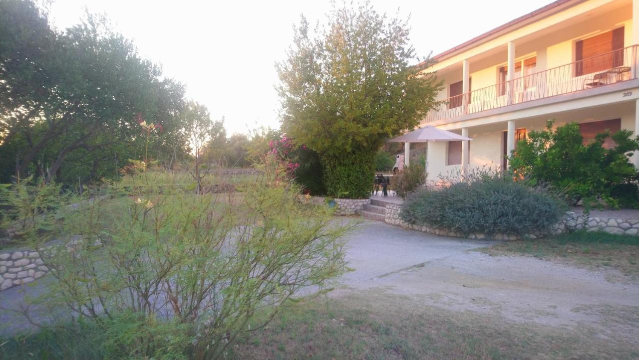 Apartment Vidas Kampor Kültér fotó